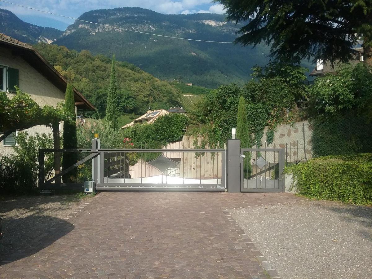Ferienwohnungen St. Michael Appiano Sulla Strada Del Vino Luaran gambar